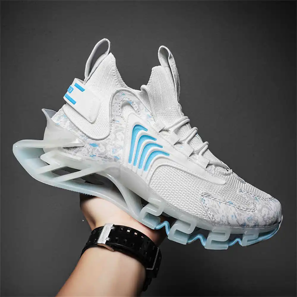 Street Fashion Walk - Blauwe Slipon Lange Roze Laarzen Lichtgroene
