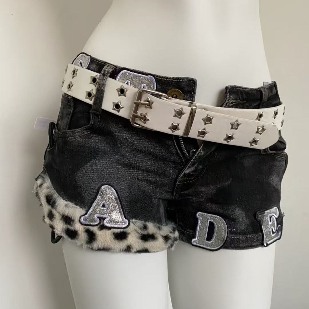 Street Fashion Harajuku - Y2k Geborduurde Patch Denim Shorts Vrouw