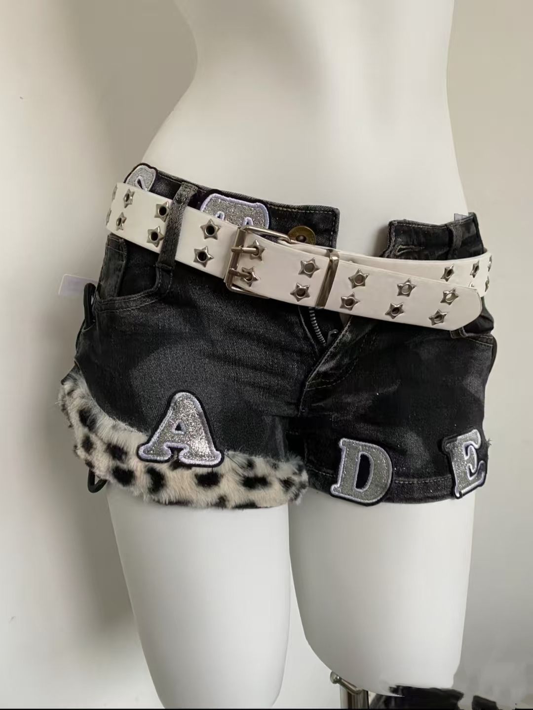 Y2k Geborduurde Patch Denim Sh - Street Fashion Harajuku recensie en prijs